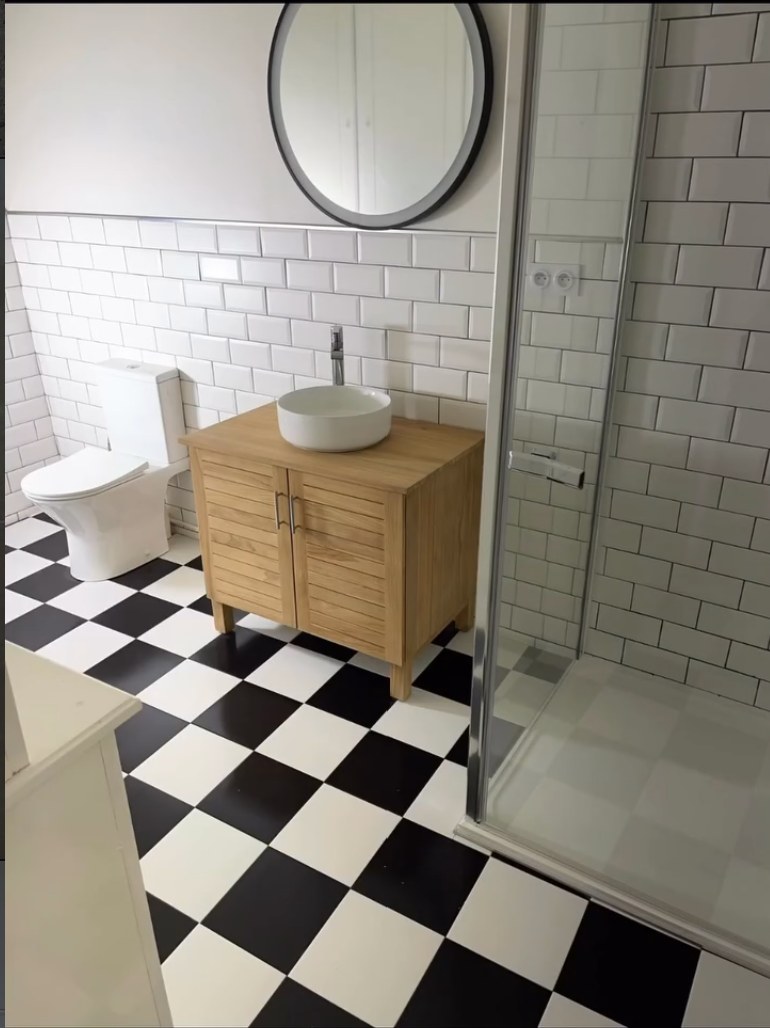 Salle de bain rénovée par Plomb Sabati